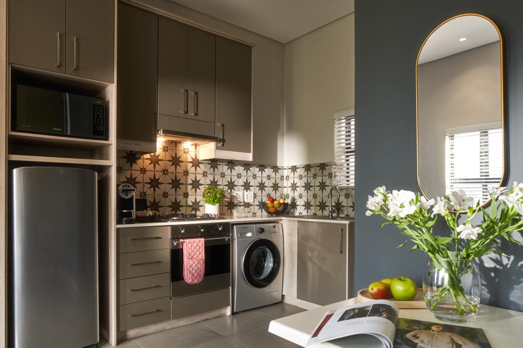 The Den Apartments By Raw Africa Collection Стелленбос Экстерьер фото